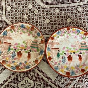 2 oriental plates euc Vintage made in Japan matching
